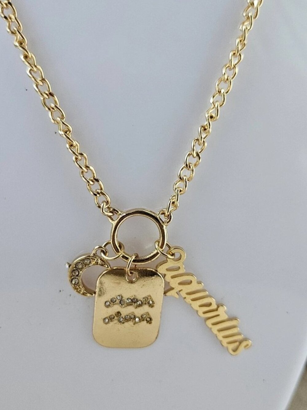 Aquarius Pendant Necklace Gold Tone Fashion Jewelry Charms Necklace - Picture 7 of 10